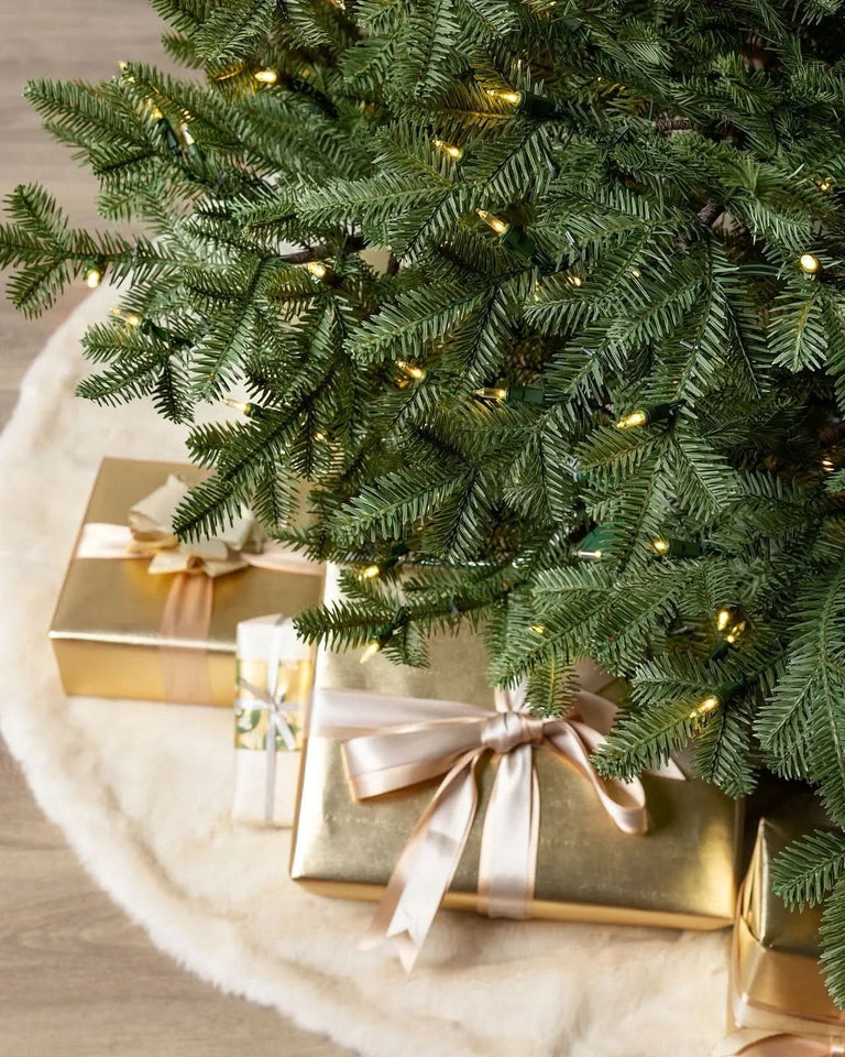 Árvore de Natal Montreal com Galhos Articulados, Suporte Metálico e Micro LEDs Embutidos